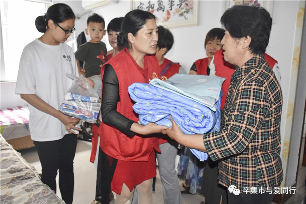 支教助學送溫暖