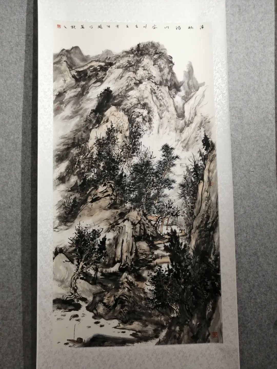 慶“八一”辛集市書畫作品線上展,現(xiàn)已上線。
