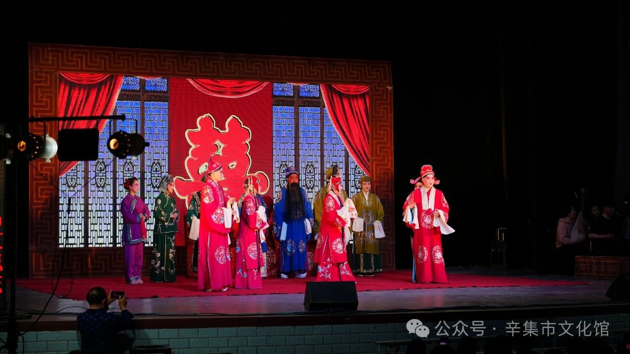 2024年辛集市文化惠民“六進(jìn)”演出“送戲下鄉(xiāng)”走進(jìn)新壘頭村 辛集市文化館 2024-05-06 11:19 河北