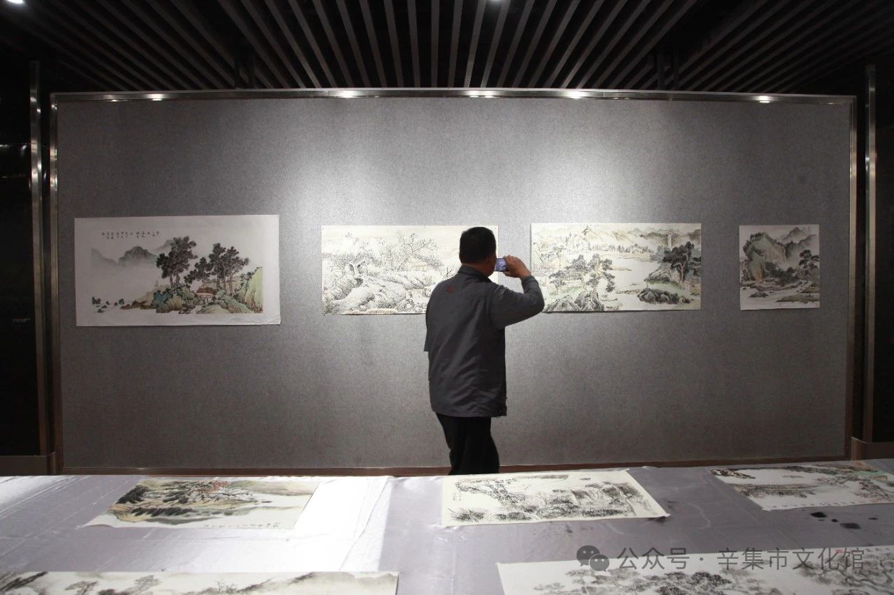 未來之期～齊志強(qiáng)學(xué)生繪畫作品展于5月1日--6日在辛集市文化館三樓展覽廳成功舉辦