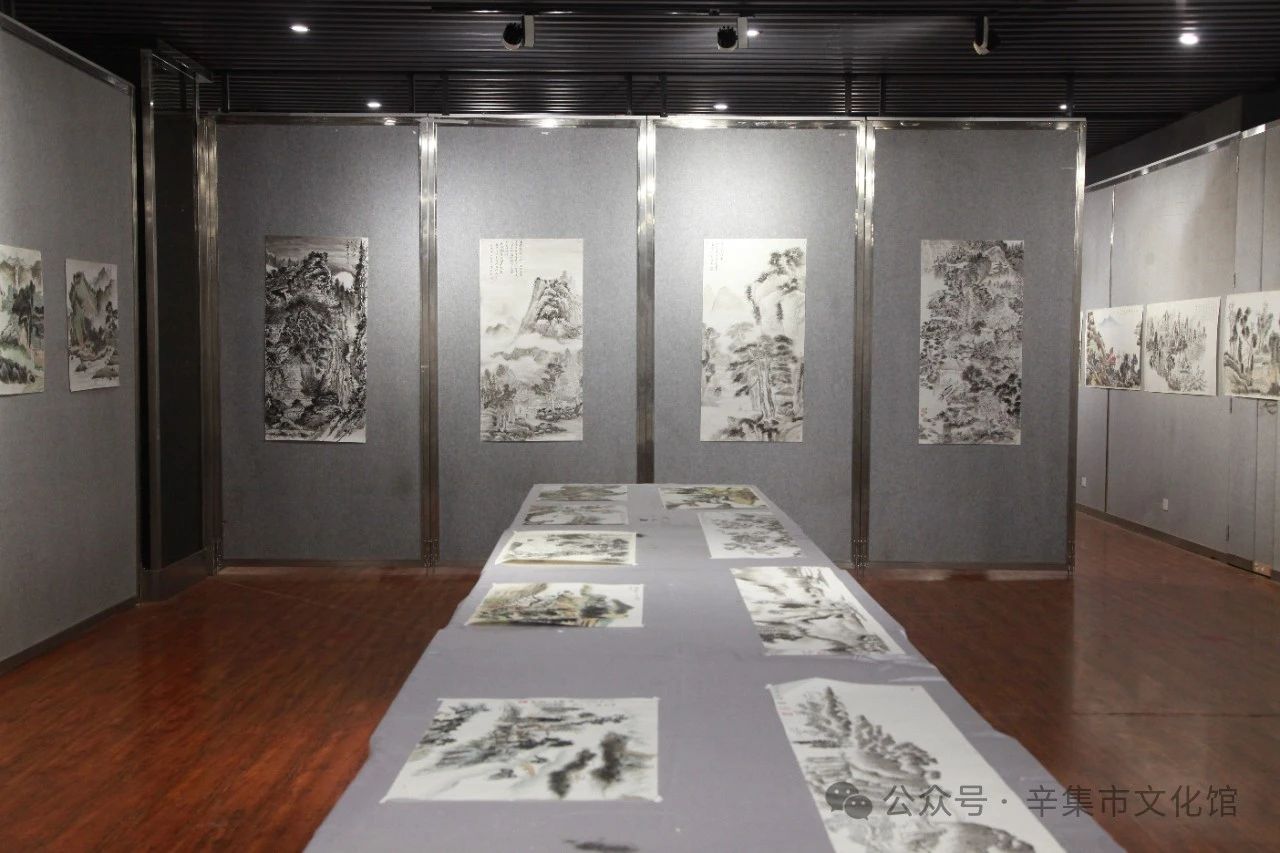 未來之期～齊志強(qiáng)學(xué)生繪畫作品展于5月1日--6日在辛集市文化館三樓展覽廳成功舉辦