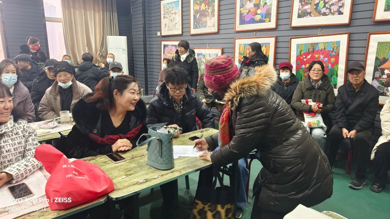 深入開展全民藝術(shù)普及,提升我市群眾文藝素養(yǎng),辛集市文化館花鳥培訓(xùn)班于1月8正式開課