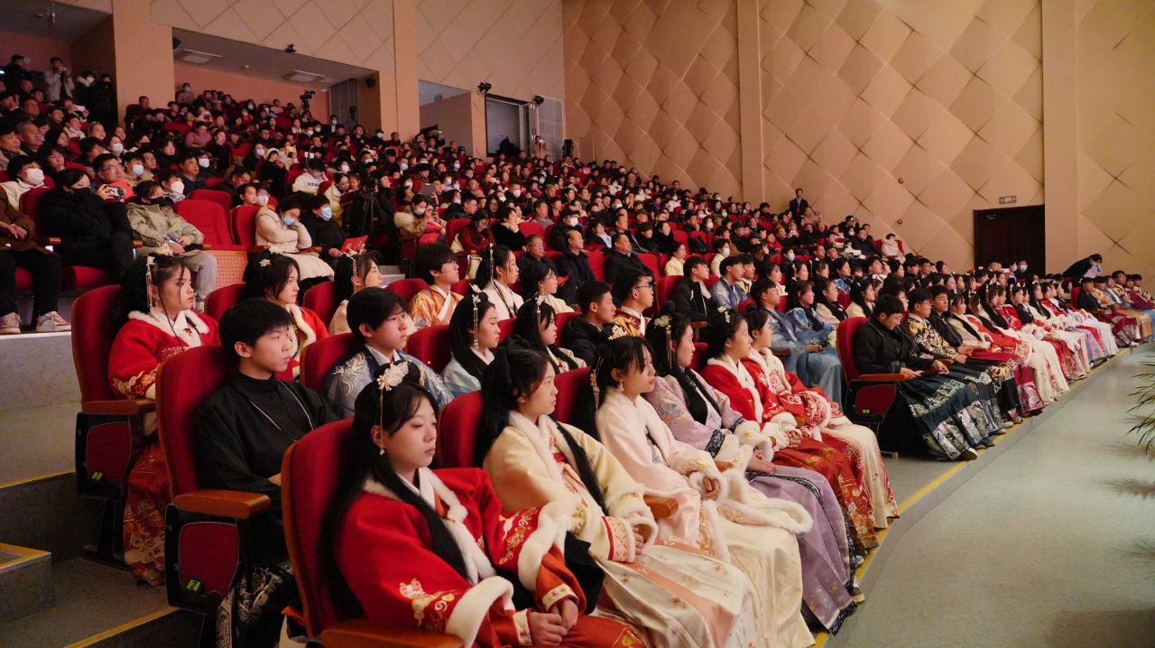 2024祥龍·辛集 新春民族音樂會在辛集音樂廳隆重上演