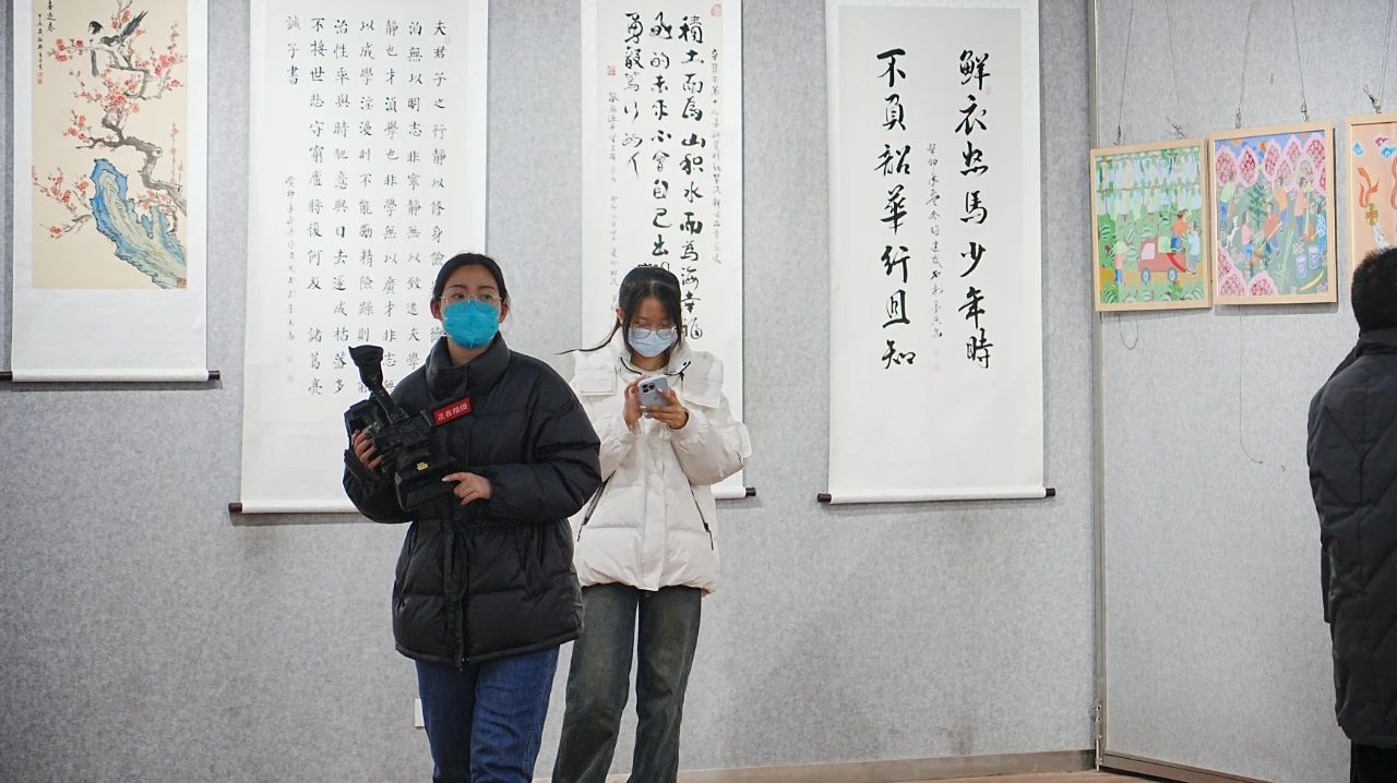 第十九屆“新農村、新農民、新作品”書畫作品展在文化館三樓展覽廳隆重展出