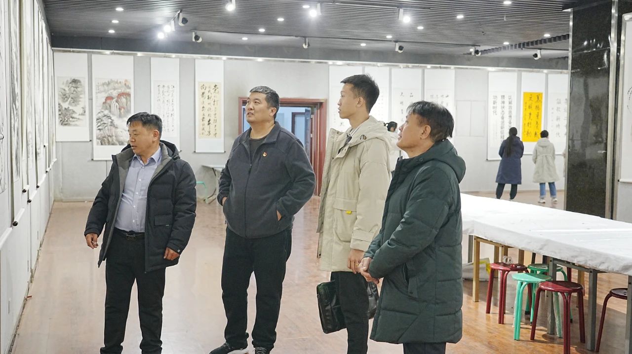 第十九屆“新農村、新農民、新作品”書畫作品展在文化館三樓展覽廳隆重展出
