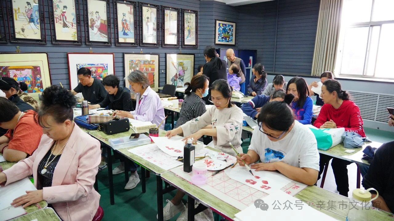 【文化館:人民的終身美育學校】文化館服務(wù)宣傳周系列活動——2024辛集市文化館全民藝術(shù)普及花鳥畫培訓班(第二期)
