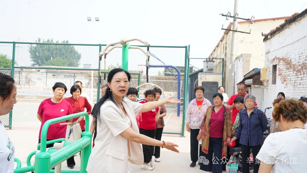 【文化館：人民的終身美育學(xué)校】文化館服務(wù)宣傳周系列活動——2024辛集市文化館全民藝術(shù)普及舞蹈培訓(xùn)走進張古莊村