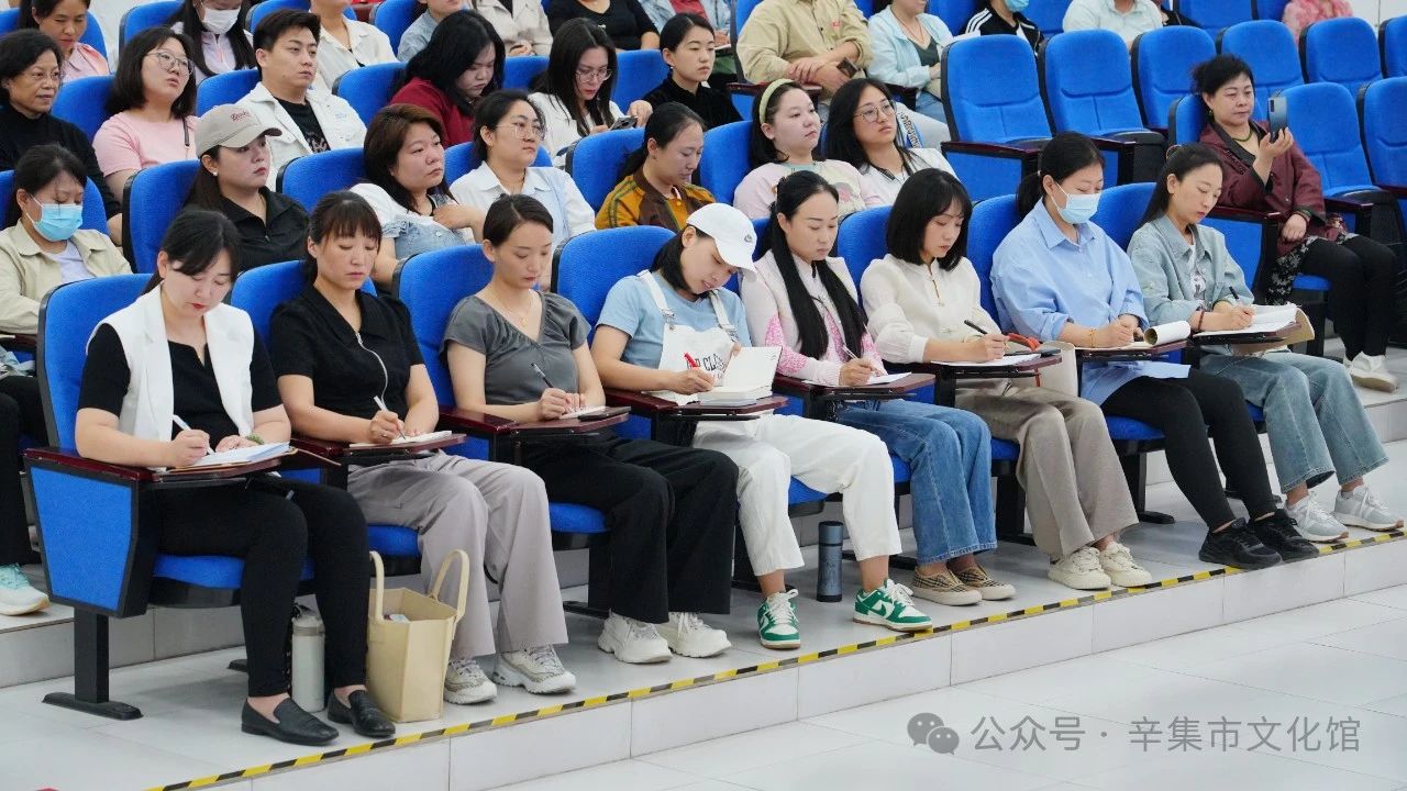 【文化館:人民的終身美育學(xué)校】文化館服務(wù)宣傳周系列活動(dòng)——辛集市化館-京劇大講堂