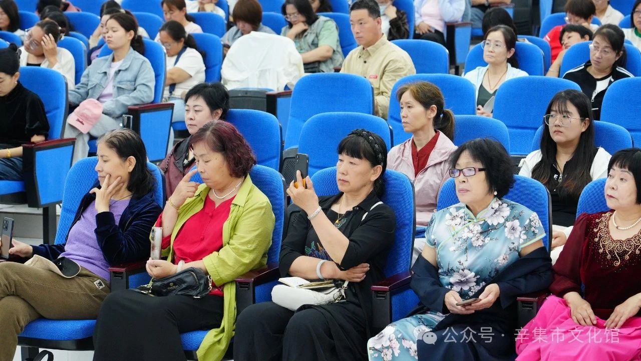 【文化館:人民的終身美育學(xué)校】文化館服務(wù)宣傳周系列活動(dòng)——辛集市化館-京劇大講堂