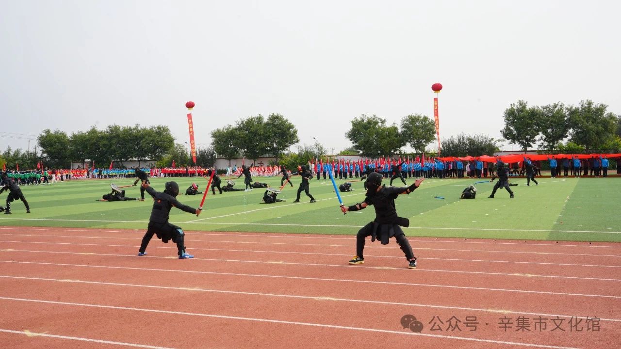2024年辛集市中小學(xué)生田徑運(yùn)動(dòng)會(huì)在辛集市第三中學(xué)盛大開幕
