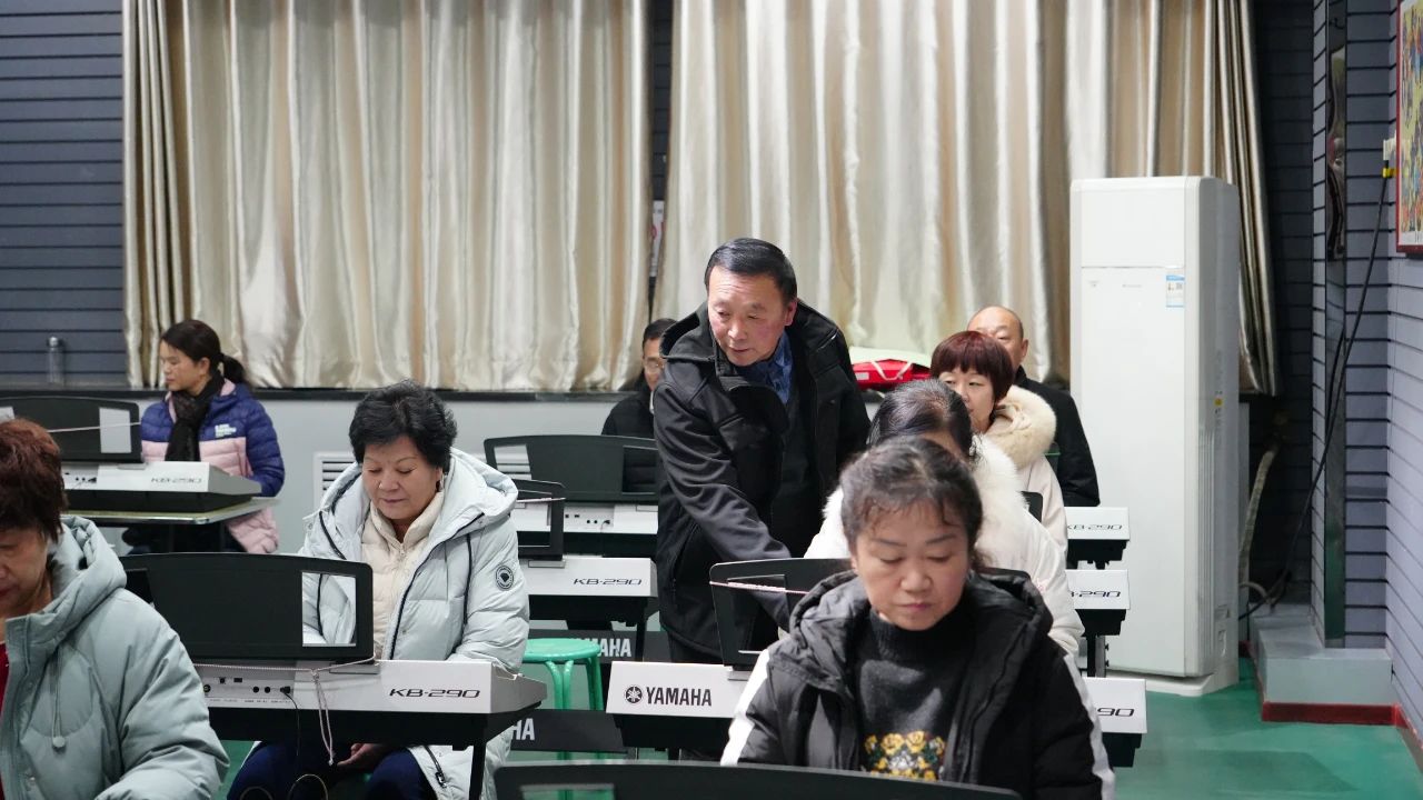2024年辛集市文化館全民藝術普及器樂培訓班(二)正式開課