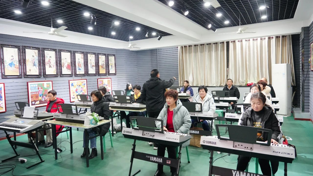 2024年辛集市文化館全民藝術普及器樂培訓班(二)正式開課