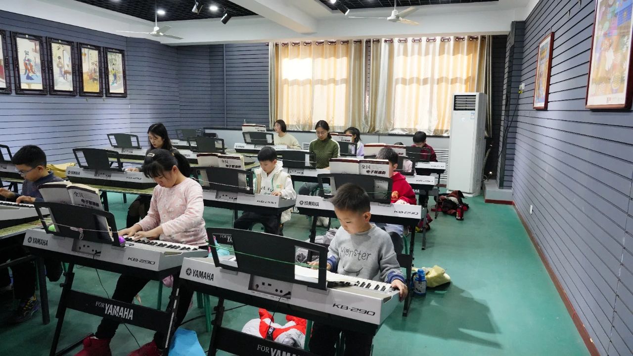 2025年辛集市文化館寒假少兒器樂培訓(xùn)班正式開課