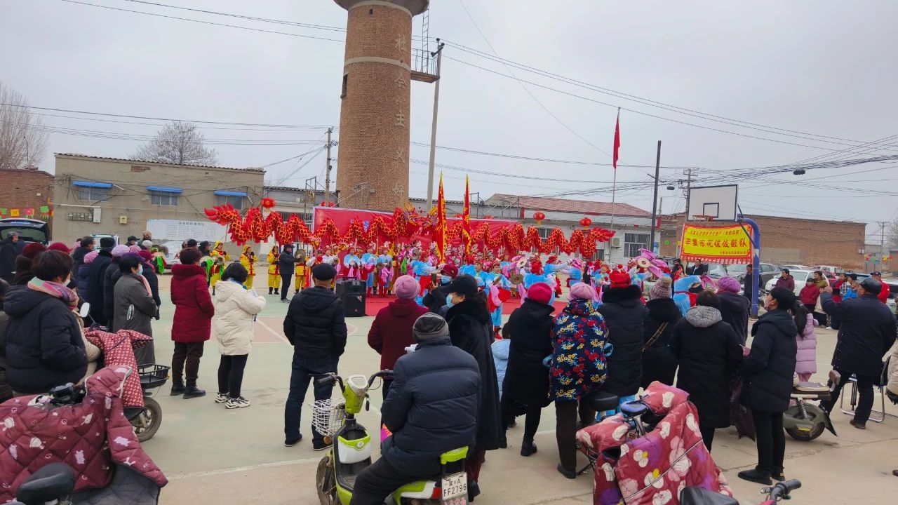 辛集市文化進(jìn)基層惠民演出—“村晚過大年”、“戲曲過大年”等系列活動(dòng)