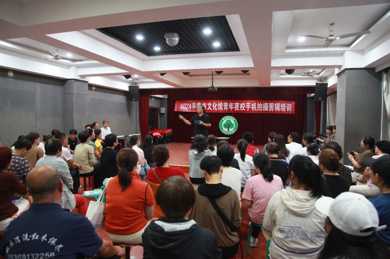 辛集文化館青年夜校短視頻創(chuàng)作團隊近期將走進浣溪園采風