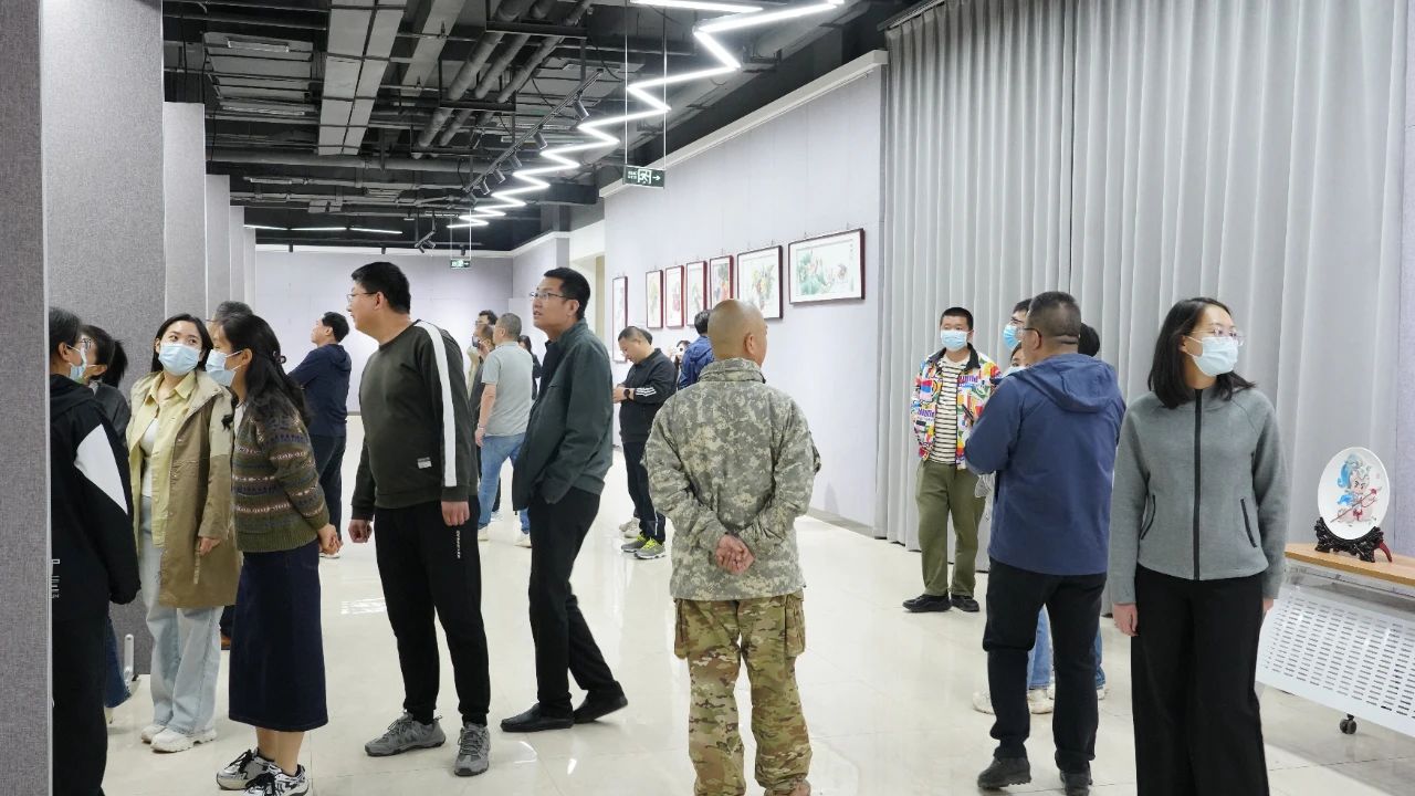 “全民國家安全教育 走深走實十周年”主題書畫展在辛集市新時代文明實踐中心正式展出